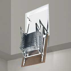Scala retrattile per parete verticale aci alluminio chiusa